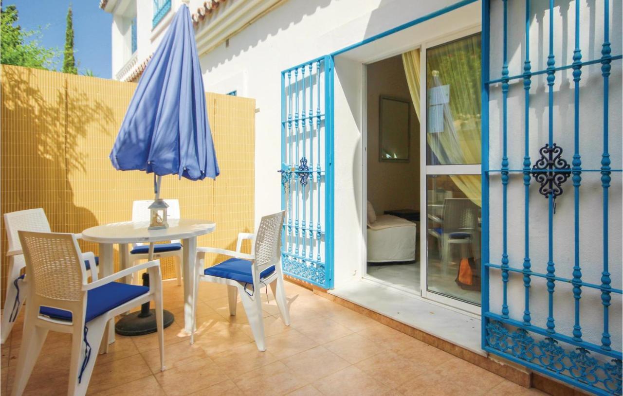 Gorgeous Apartment In Urb El Chaparral With Wifi Ла-Кала-де-Михас Экстерьер фото